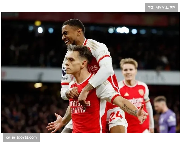 阿森纳客场3-0击败布拉格斯拉维亚 小组赛四战全胜